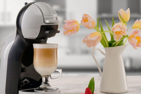 Esta cafetera mini hace un café brutal y cabe en cualquier rincón de la cocina Esta cafetera mini hace un café brutal y cabe en cualquier rincón de la cocina