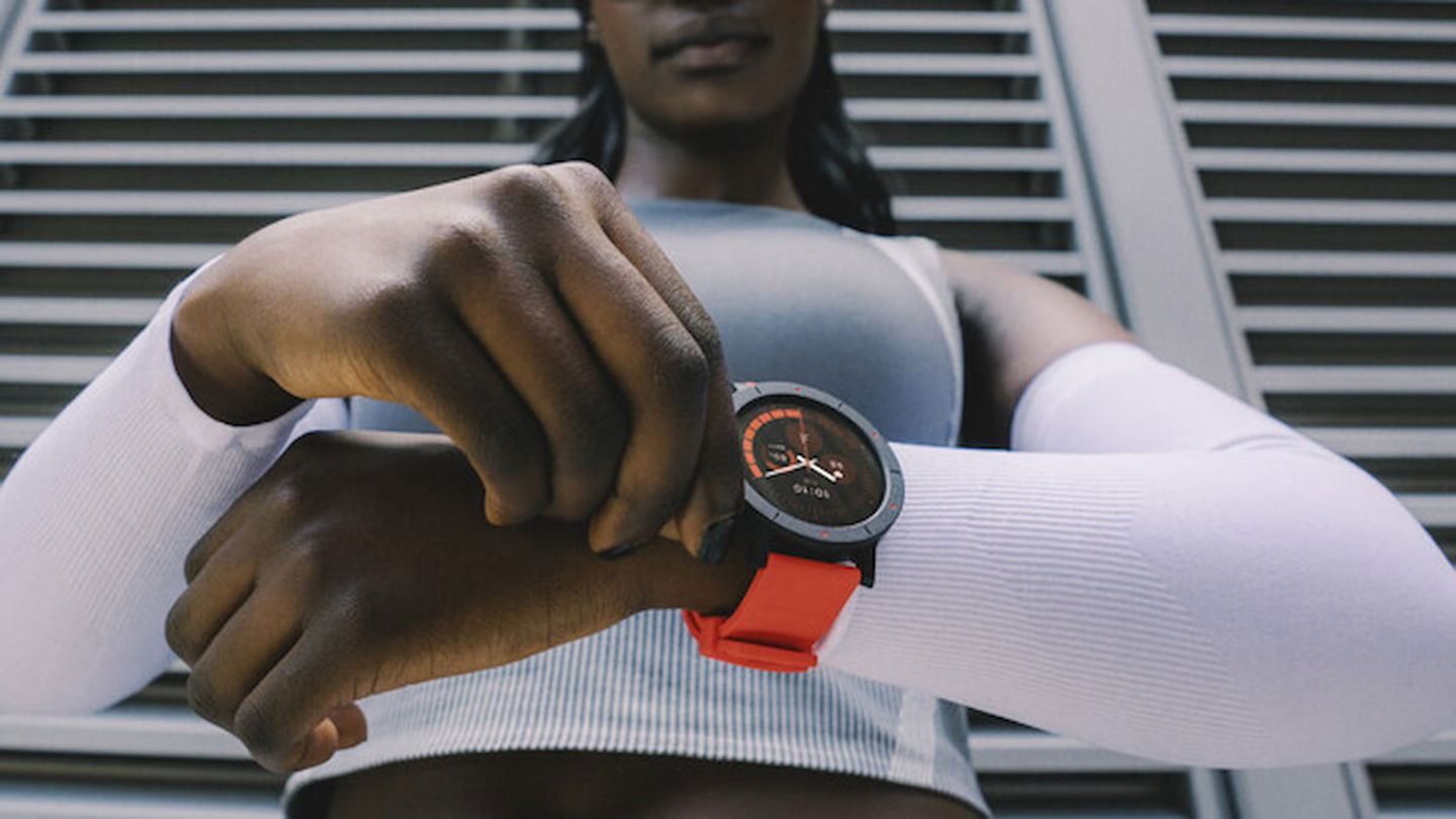 El CMF Watch 3 Pro tiene un montón de sensores y funciones que te ayudan a monitorear tu salud