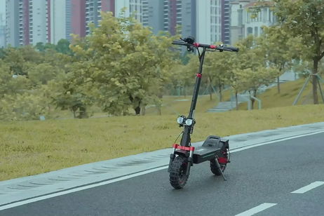 El patinete eléctrico que todos quieren: iX5s con 1000W, 65 km de autonomía y ruedas todoterreno con más de 100 euros de descuento El patinete eléctrico que todos quieren: iX5s con 1000W, 65 km de autonomía y ruedas todoterreno con más de 100 euros de descuento