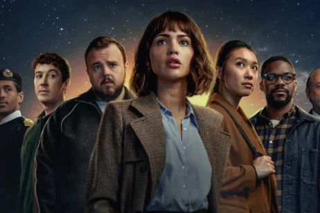 Esta serie de ciencia ficción costó una fortuna y casi nadie se acuerda de ella, pero yo te la recomiendo igualmente. Solo tiene 8 episodios y la puedes ver en streaming Esta serie de ciencia ficción costó una fortuna y casi nadie se acuerda de ella, pero yo te la recomiendo igualmente. Solo tiene 8 episodios y la puedes ver en streaming