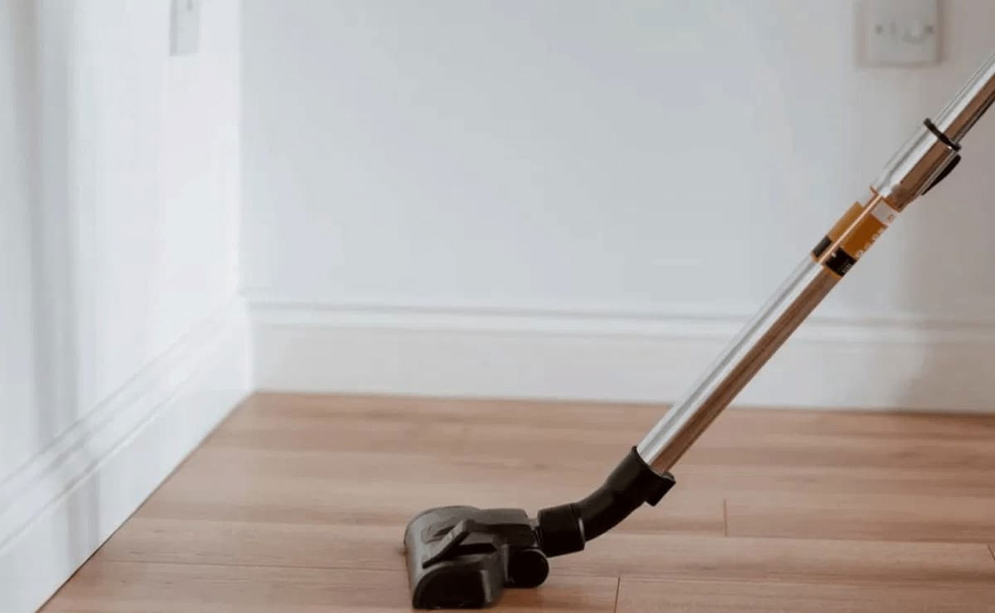 Este estupendo aspirador escoba tiene un descuentazo en AliExpress