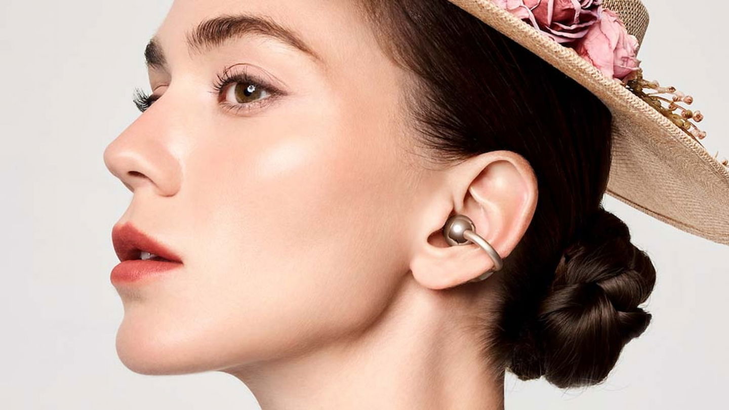 Estos auriculares de HUAWEI tienen un diseño estilizado y son muy cómodos