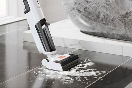 Por 100 euros aspira, pasa la mopa y friega el suelo: el chollazo que triunfará como regalo estas Navidades Por 100 euros aspira, pasa la mopa y friega el suelo: el chollazo que triunfará como regalo estas Navidades