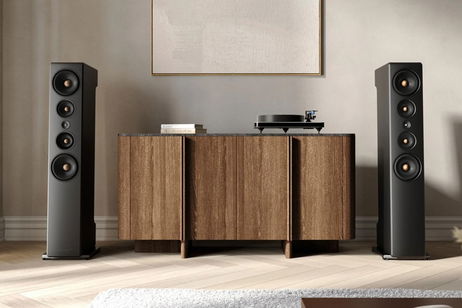 Solo existen 30 parejas en el mundo: así son los exclusivos altavoces de diseño que todos quieren en su salón Solo existen 30 parejas en el mundo: así son los exclusivos altavoces de diseño que todos quieren en su salón