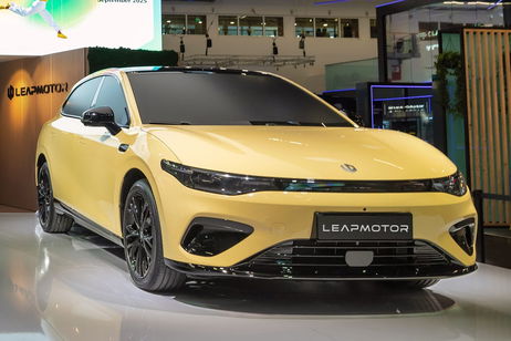 Cuesta 11.200 euros y tiene 600 km de autonomía: el nuevo 'chollo' eléctrico de Stellantis que España necesita urgentemente