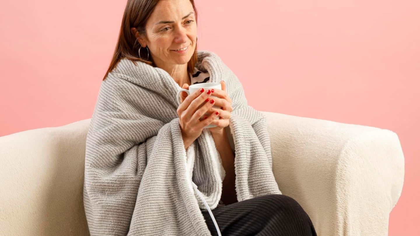 Muy buena rebaja para la manta eléctrica perfecta: calor instantáneo, 8 niveles, temporizador y apta para lavadora