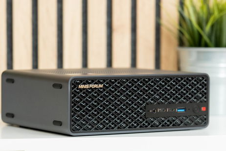 Minisforum MS-S1 Max, análisis: el mini PC que ejecuta modelos de IA de 70.000 millones de parámetros como si nada