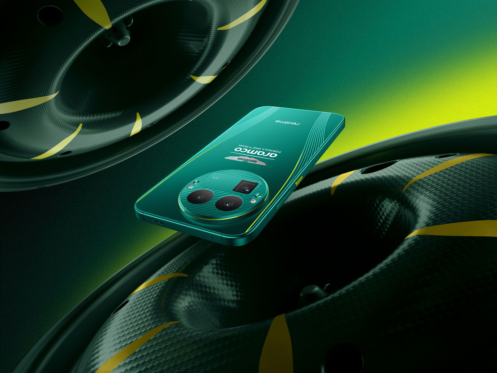 El realme GT 8 Pro Dream Edition (Aston Martin)