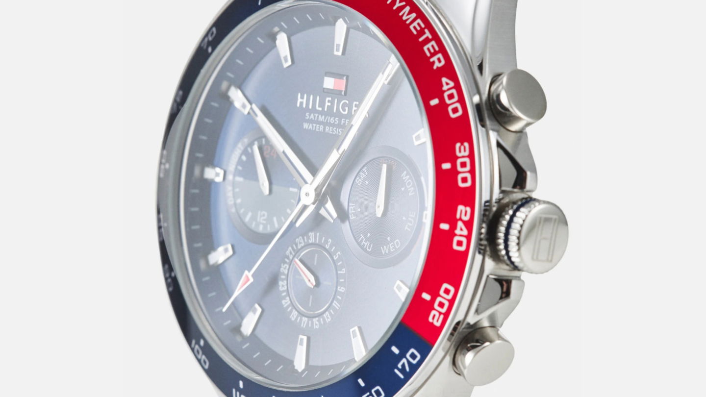 Tienes que echarle un ojo a este reloj Tommy de acero y diseño atemporal, porque tiene un gran descuento y es perfecto como regalo