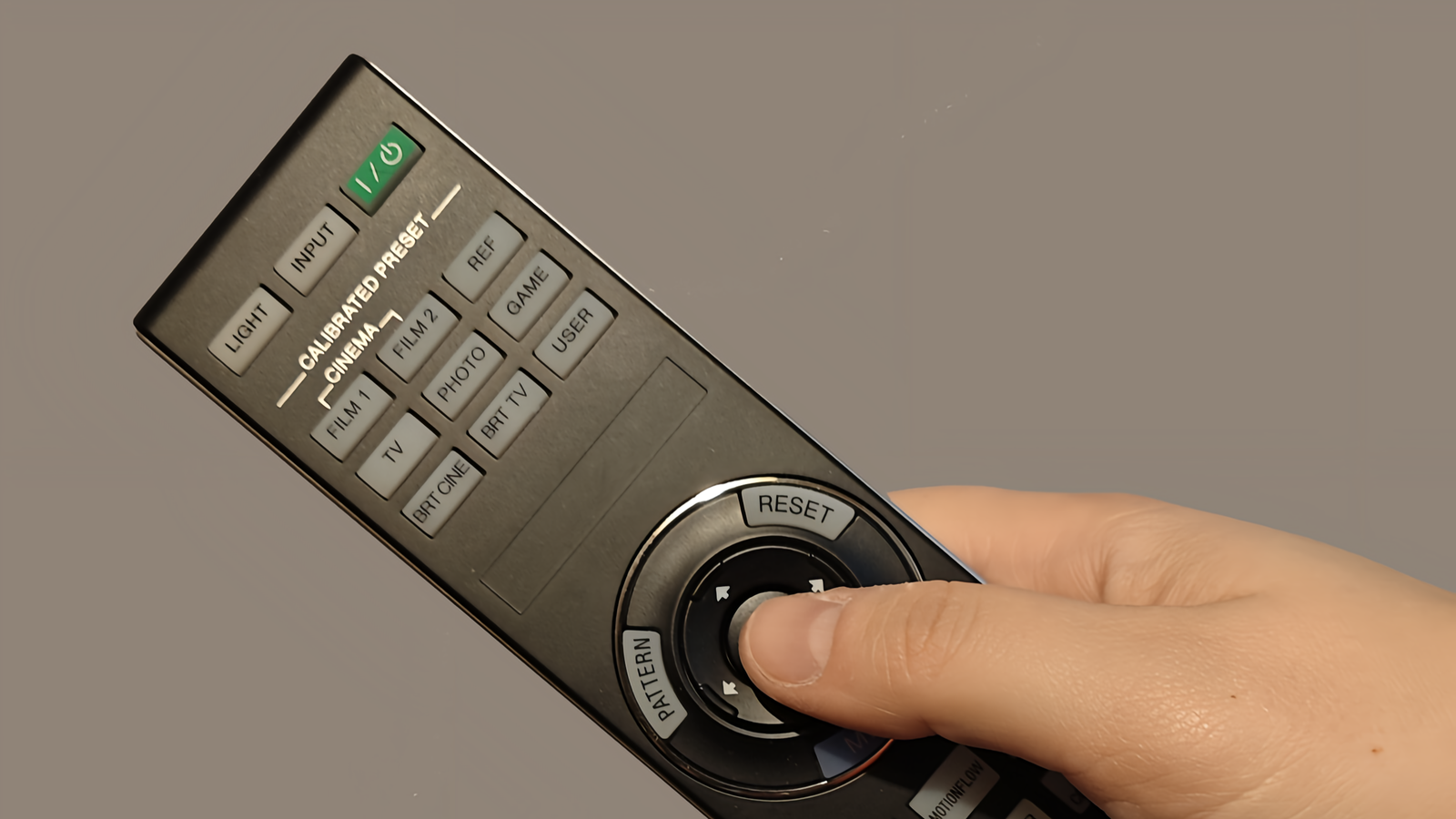 Sony BRAVIA Projector 7, análisis: el día que el cine dejó de ser un plan fuera de casa