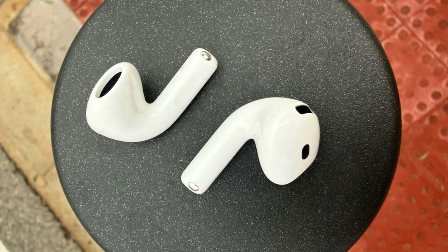 AirPods 4
