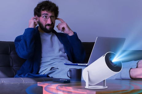 El proyector viral que todo el mundo está comprando en AliExpress, aún más barato: estás a 30 euros de improvisar una noche de cine en casa El proyector viral que todo el mundo está comprando en AliExpress, aún más barato: estás a 30 euros de improvisar una noche de cine en casa