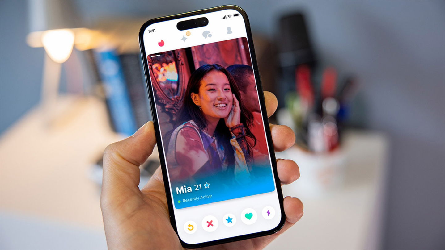 Cómo decide Tinder quién aparece como Top Pick