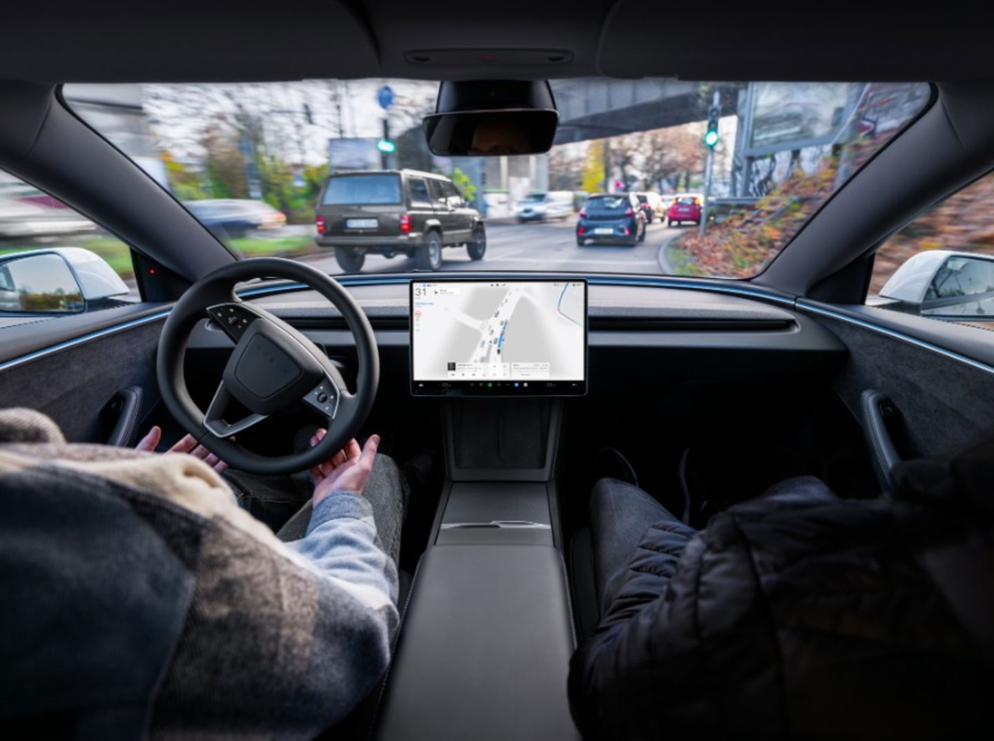 Tesla presenta en España la experiencia Full Self-Driving (Supervised): el Autopilot completo estará disponible muy pronto