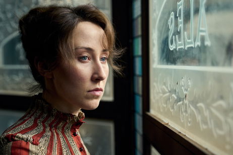 'Mil golpes', la serie del creador de 'Peaky Blinders', vuelve a Disney+ con una temporada 2 que no se parece a la primera