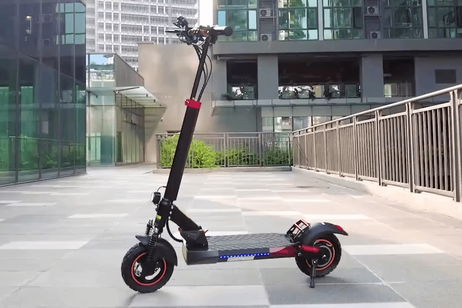 Motor de 800 W y doble amortiguación por menos de 300 euros: pocos patinetes incluyen tanto por tan poco