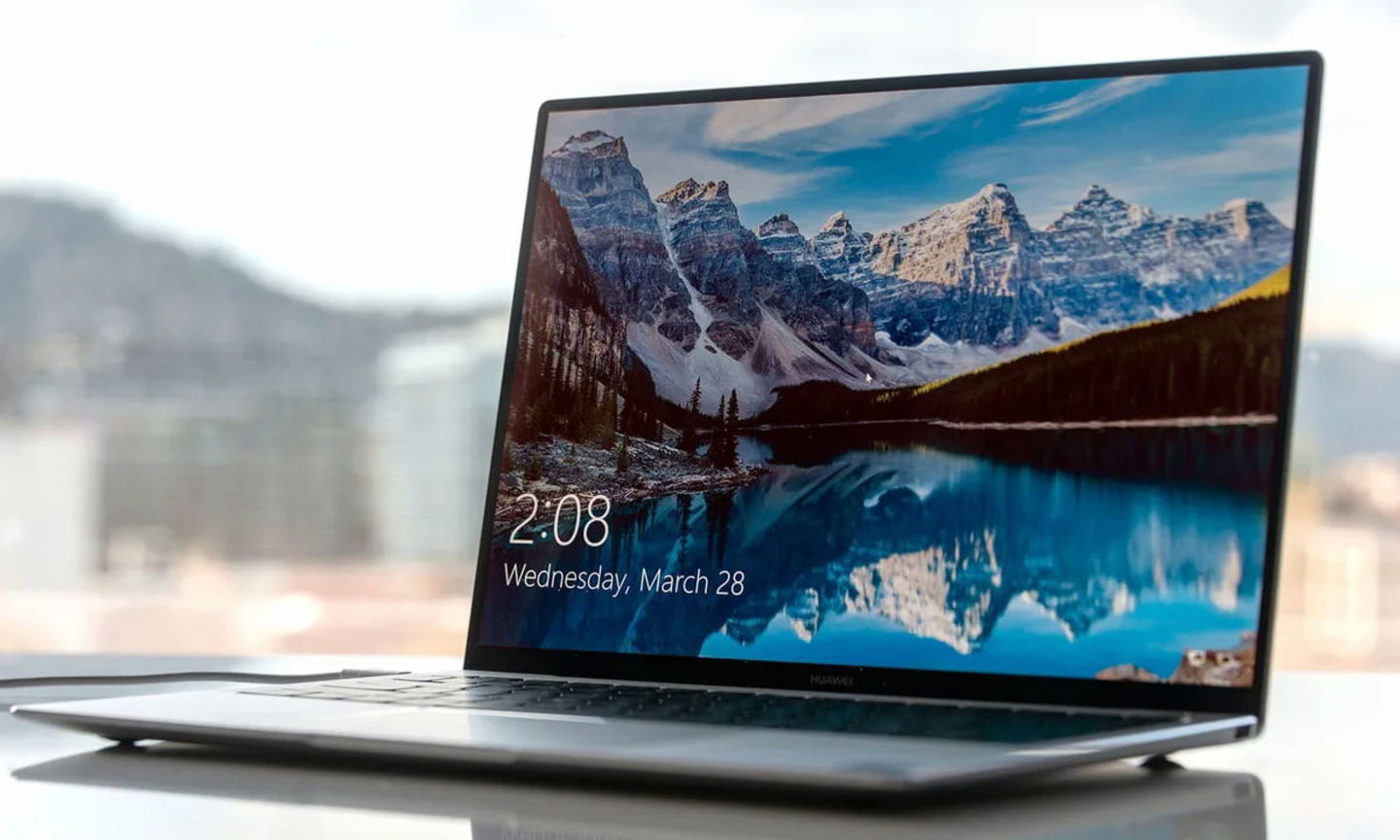 Este portátil de HUAWEI lo tiene todo, incluyendo una potencia increíble