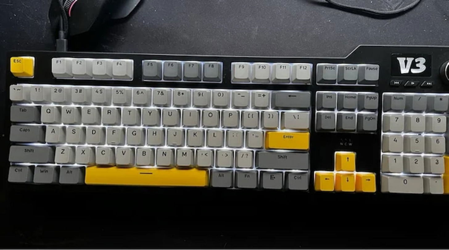 Este teclado de Ajazz tiene todo lo que necesitas, incluyendo funciones avanzadas