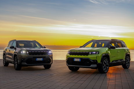 Jeep lanza el nuevo Compass en España desde 260 euros al mes con opciones híbridas y eléctricas