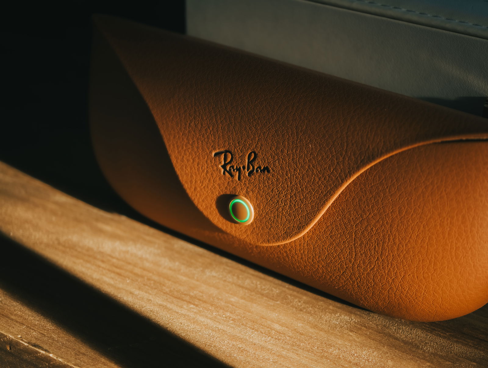 LED integrado en las gafas