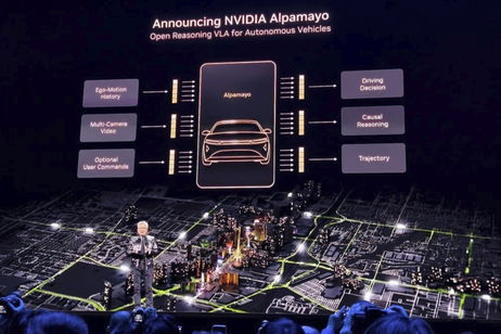 Nvidia no quiere ser Tesla, quiere que todos lo sean: la gran diferencia entre Alpamayo y la estrategia de Elon Musk