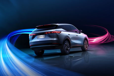 Pantalla deslizante 2.5K y más de 1.200 km de autonomía: el OMODA 7 SHS ya tiene fecha en España Pantalla deslizante 2.5K y más de 1.200 km de autonomía: el OMODA 7 SHS ya tiene fecha en España