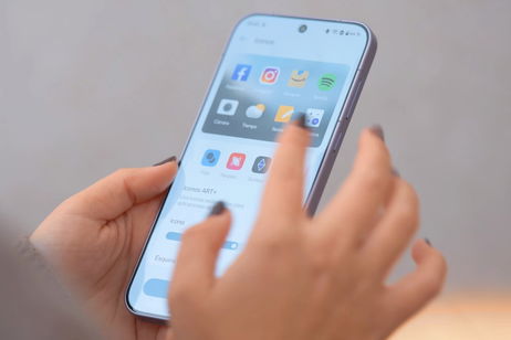 Mucho cuidado si tienes un OnePlus 13 o 15: la última actualización activa un bloqueo irreversible
