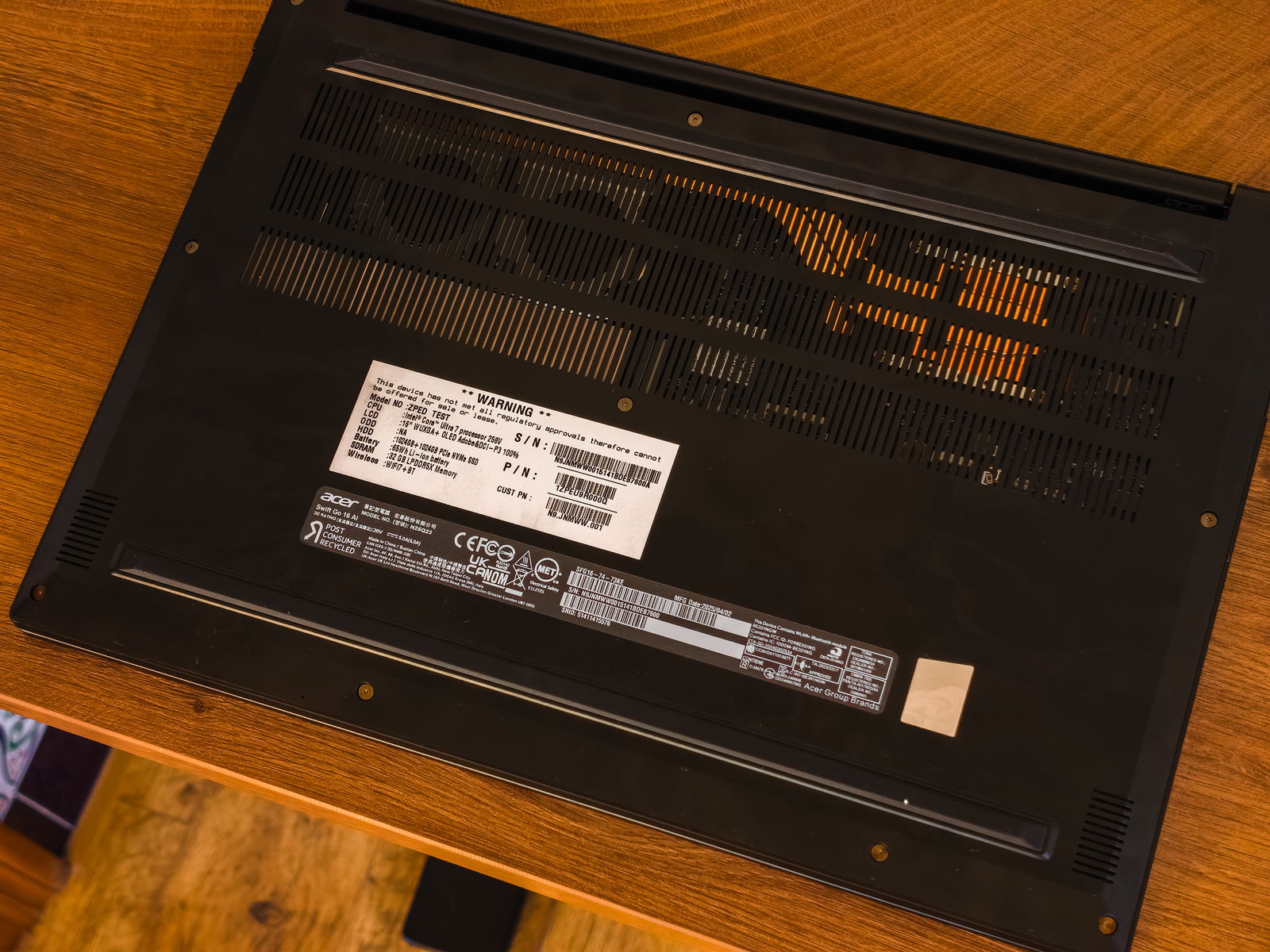 Parte inferior del portatil