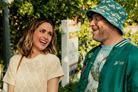 Mejor que 'Emily en París'. Esta comedia romántica con Seth Rogen es perfecta para ver de maratón este fin de semana