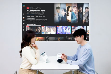 Olvídate de enfocar: Samsung renueva su gadget más viral con un sistema que ajusta la imagen aunque muevas el proyector Olvídate de enfocar: Samsung renueva su gadget más viral con un sistema que ajusta la imagen aunque muevas el proyector