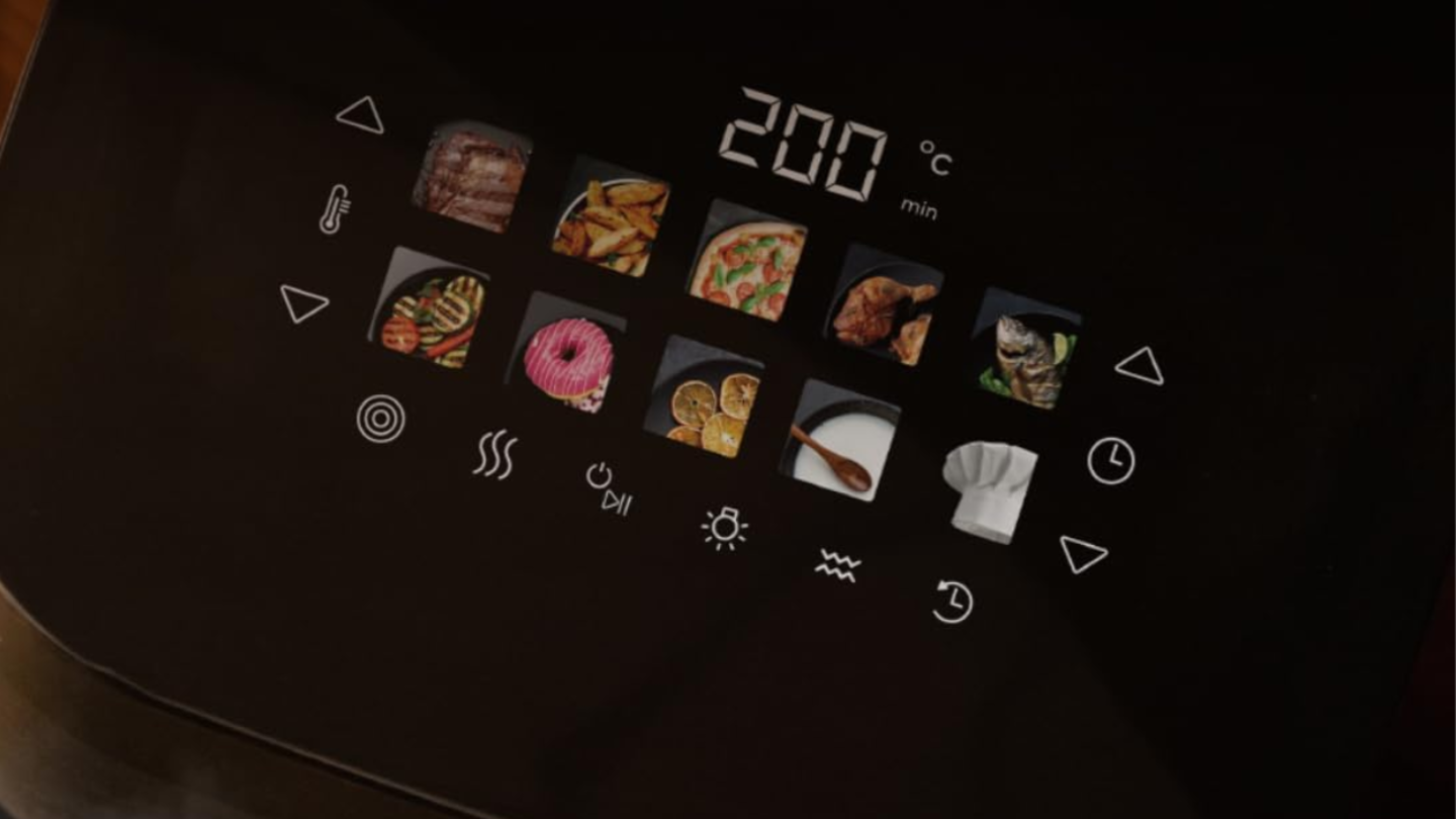 La freidora de aire que tengo en casa y no paro de usar: 6,5 litros para cocinar a lo grande y doble resistencia para una comida deliciosa