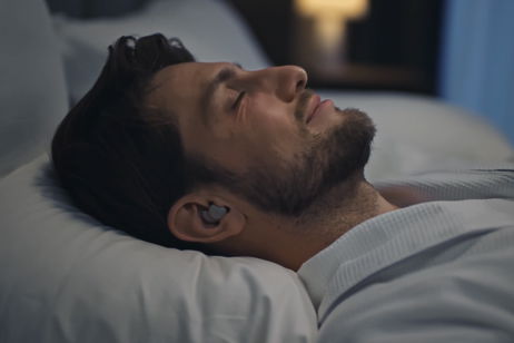 Cuando el problema no es el colchón sino el ruido, los Soundcore Sleep A20 con Bluetooth 5.3 y autonomía pensada para varias noches puede ser tu antídoto