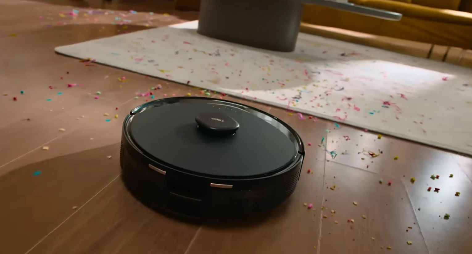 Tapo RV30 MAX Plus alfombra