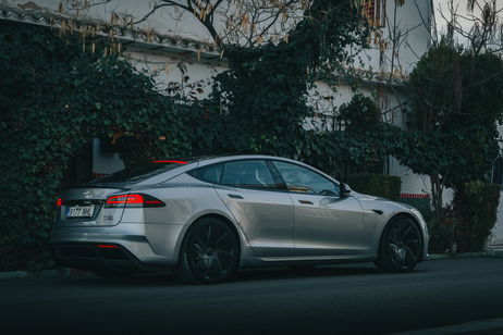 Adiós definitivo a los Tesla Model S y Model X: Musk confirma su muerte para convertir la fábrica en una línea de montaje de robots