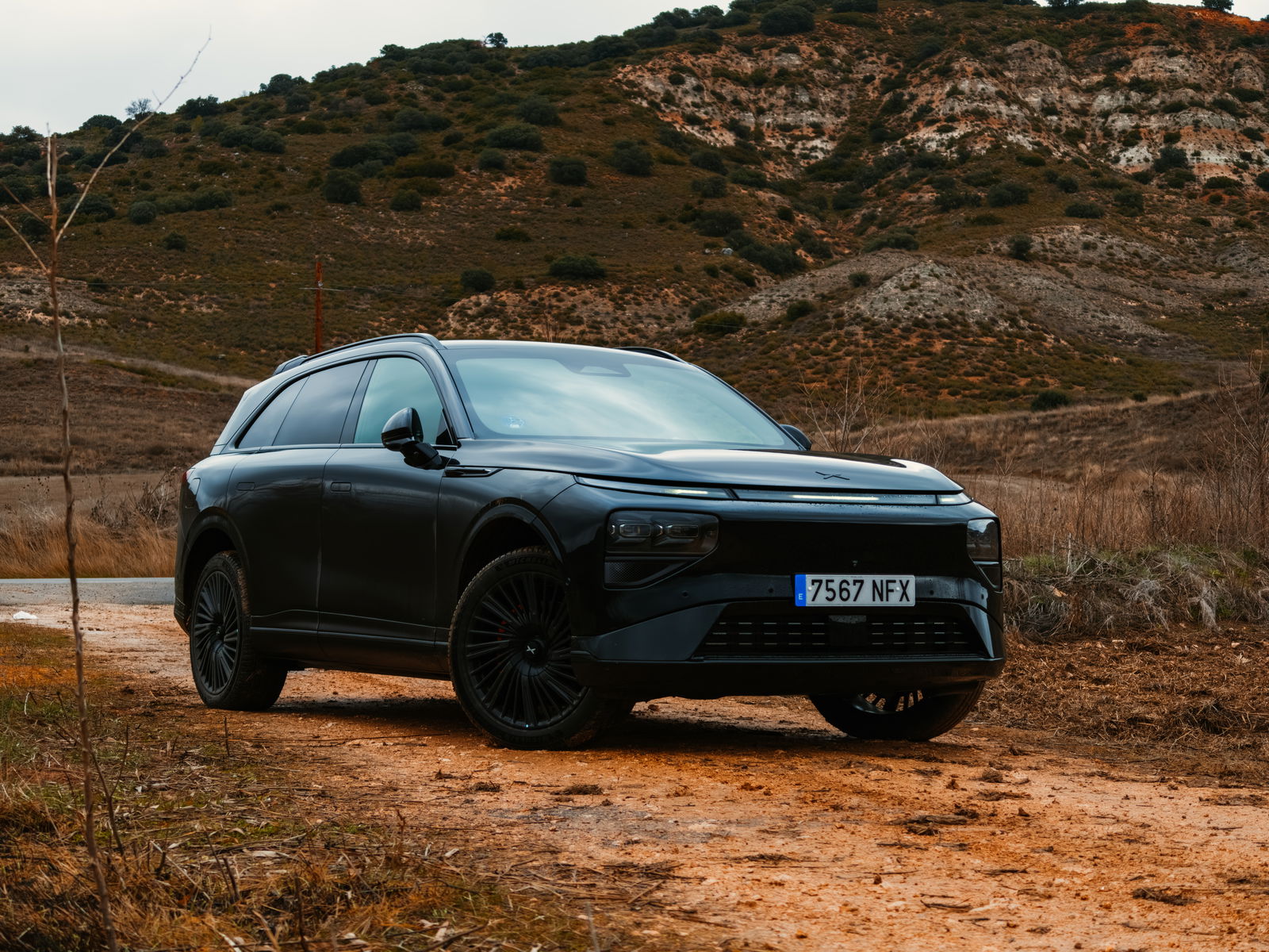 Vista lateral del Xpeng G9