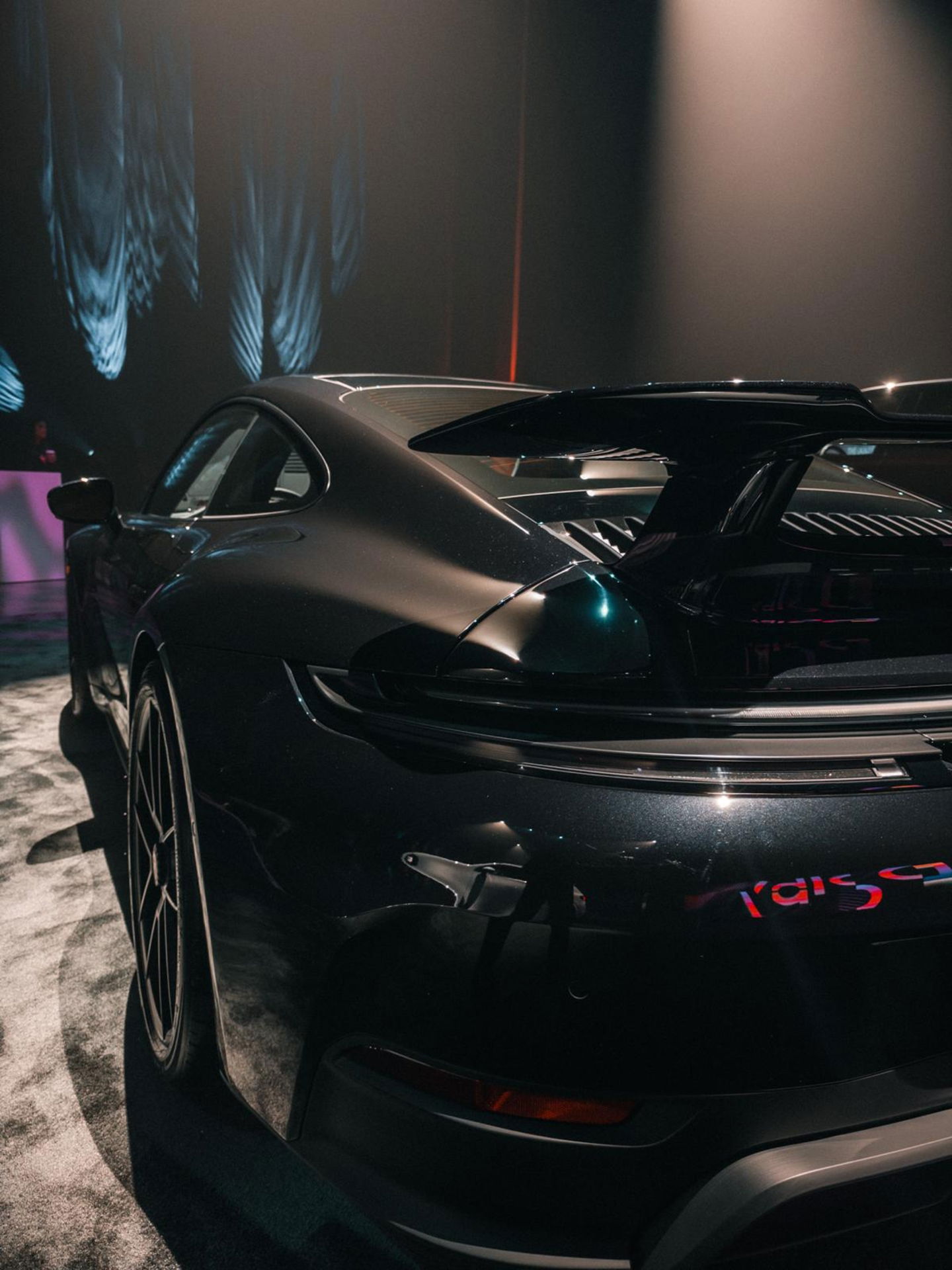 Un Porsche con Dolby