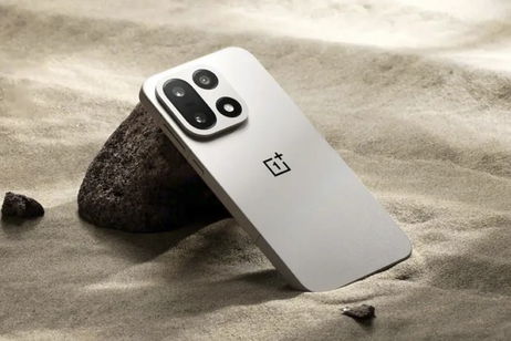 El nuevo OnePlus 15 es el móvil premium que sí puedes permitirte: AliExpress lo está liquidando por 300 euros menos