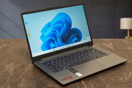 Windows 11, 16 GB de RAM y un SSD de 1 TB: el portátil barato y sin complicaciones que necesitas toca su precio mínimo histórico