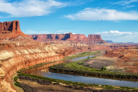 Investigadores creen tener la respuesta a por qué este misterioso parece fluir hacia arriba