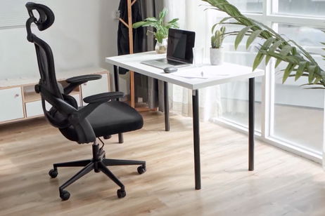 La silla de oficina que cambia las jornadas largas: respaldo alto, malla transpirable y buen precio