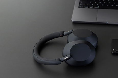 Si quieres desaparecer del ruido del mundo con la mejor cancelación de Sony y 30 horas de batería, estos auriculares están hechos para ti