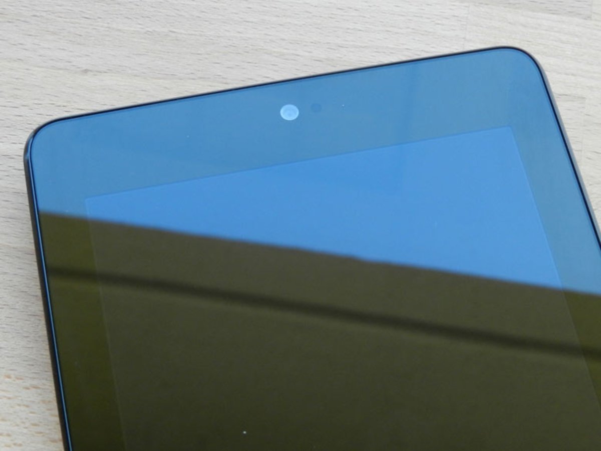 Detalle de la cámara frontal del Nexus 7