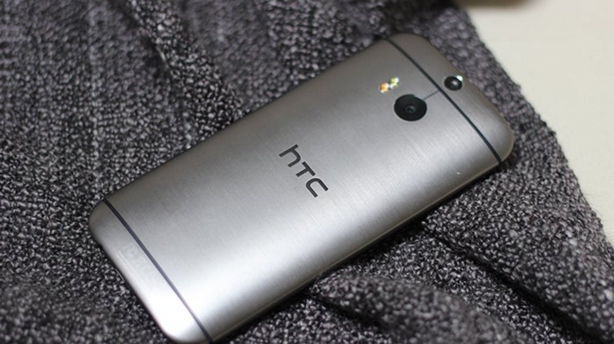 Parte trasera del HTC One (M8)