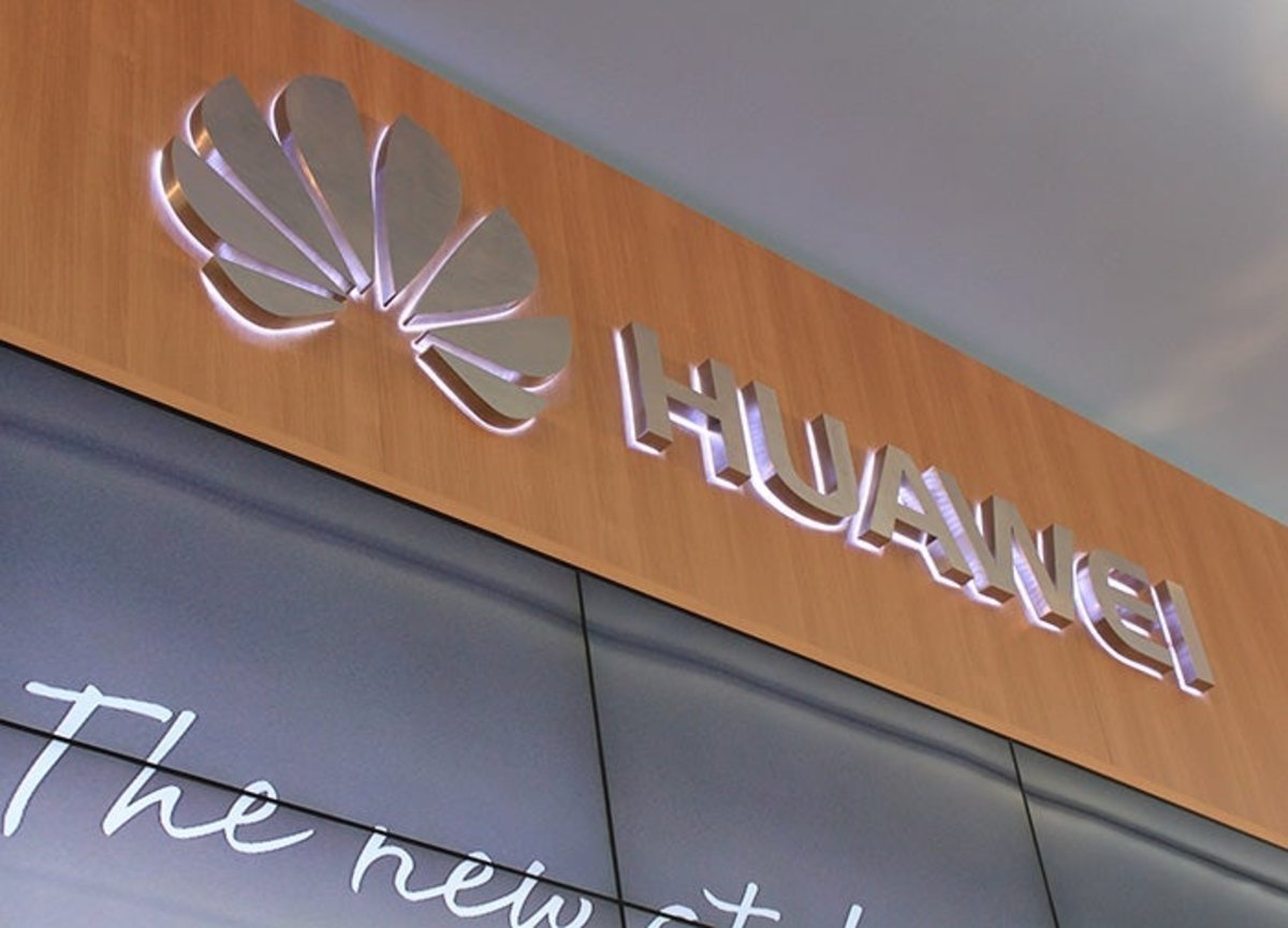 Huawei Stand MWC 16 oficina logo