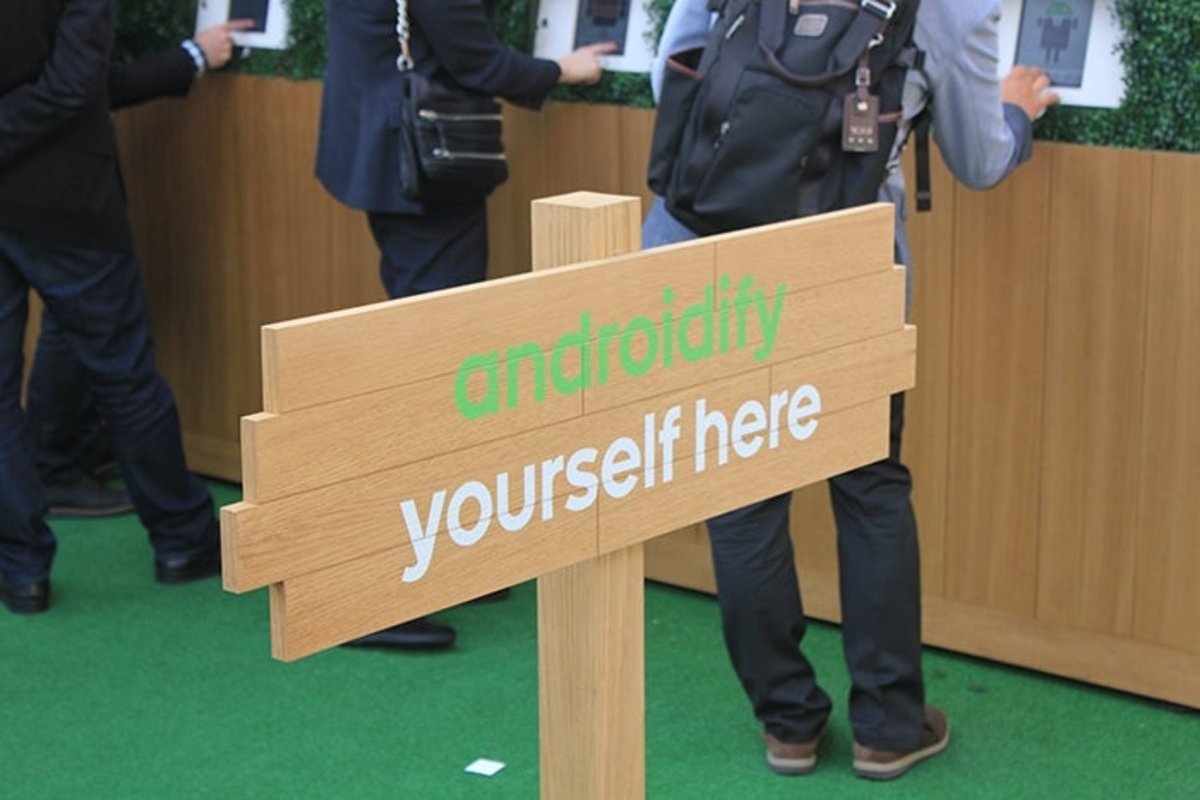 androidify-stand-android-mwc16-cafeteria-logo