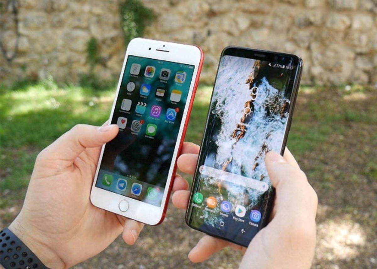 Samsung Galaxy S8 vs iPhone 7 Plus, pantallaj