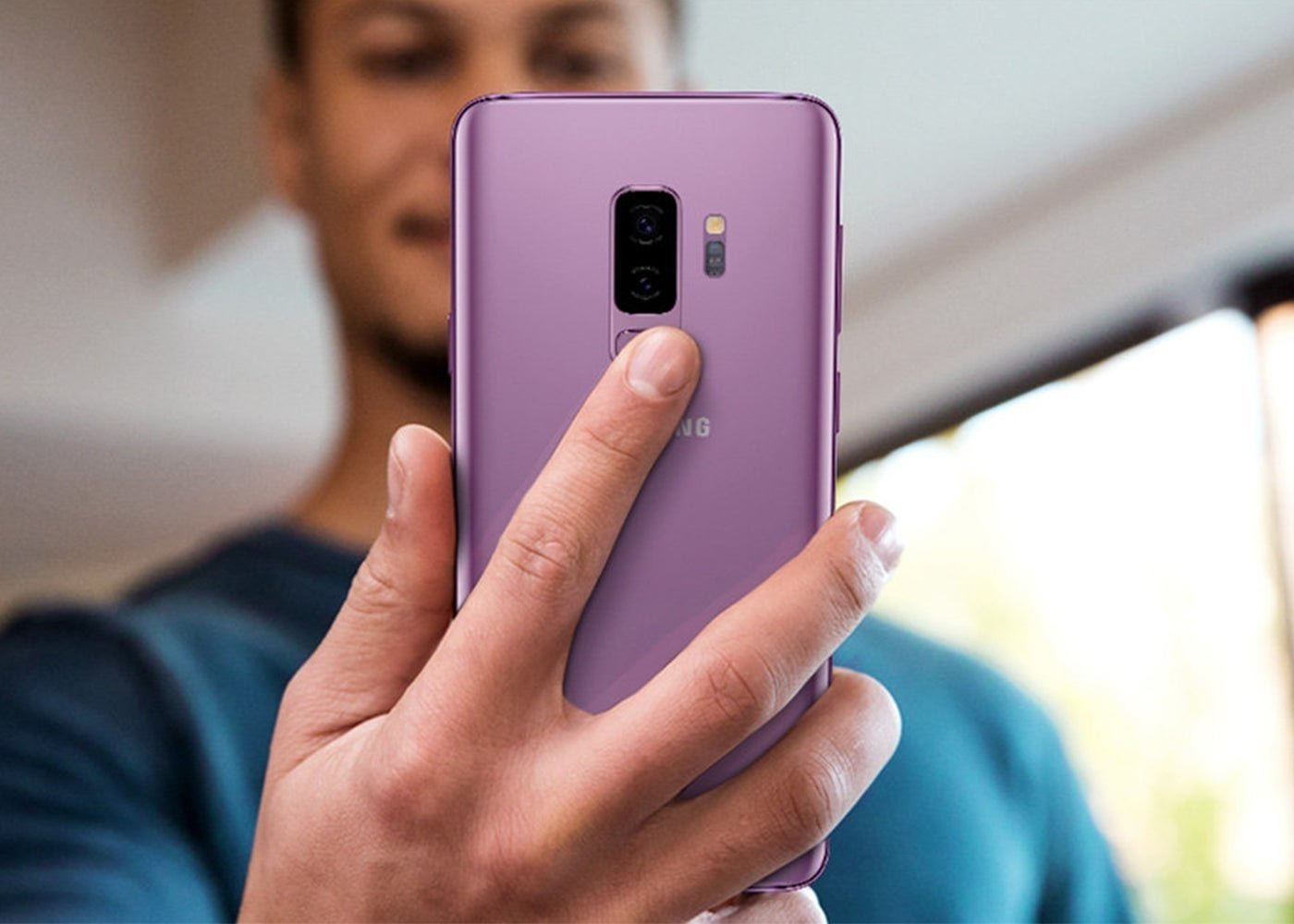 Samsung Galaxy S9 violeta, trasera