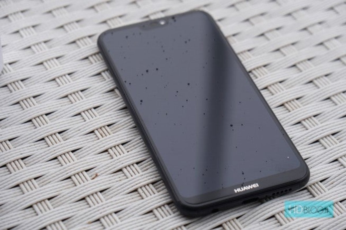Huawei P20 Lite, primer 'unboxing' y primeras impresiones en vídeo... ¡Adiós misterio!