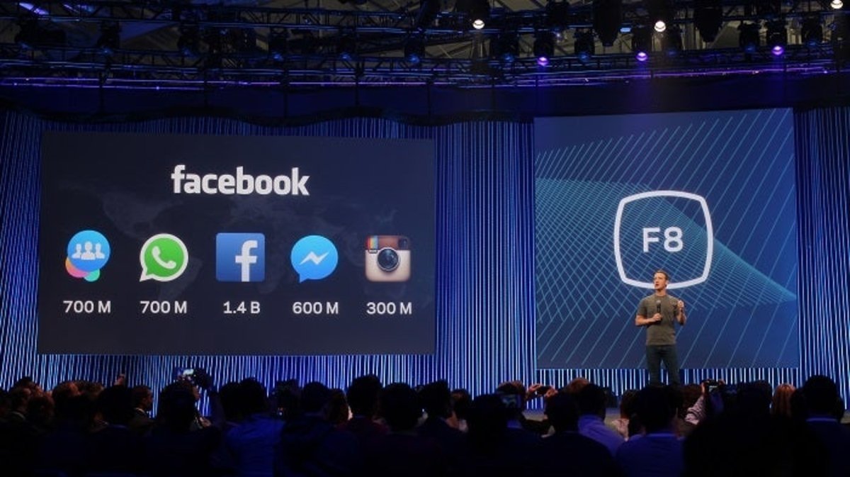 Mark Zuckerberg busca unificar sus servicios de aplicaciones de mensajería