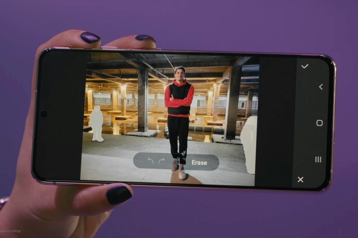 Los Samsung Galaxy S21 incorporan la nueva función de Borrador de Objetos que nos permitirá borrar personas de una foto